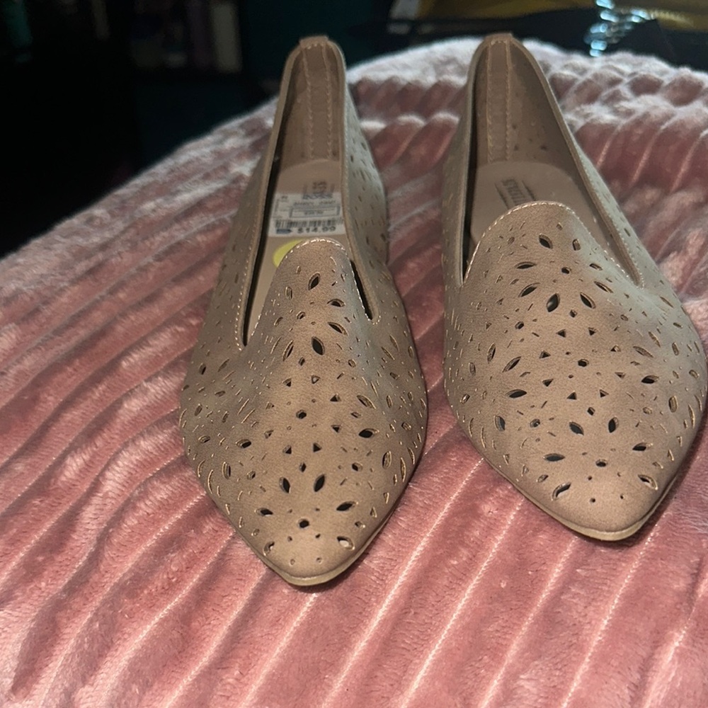 Women's Tan Perforated Flats